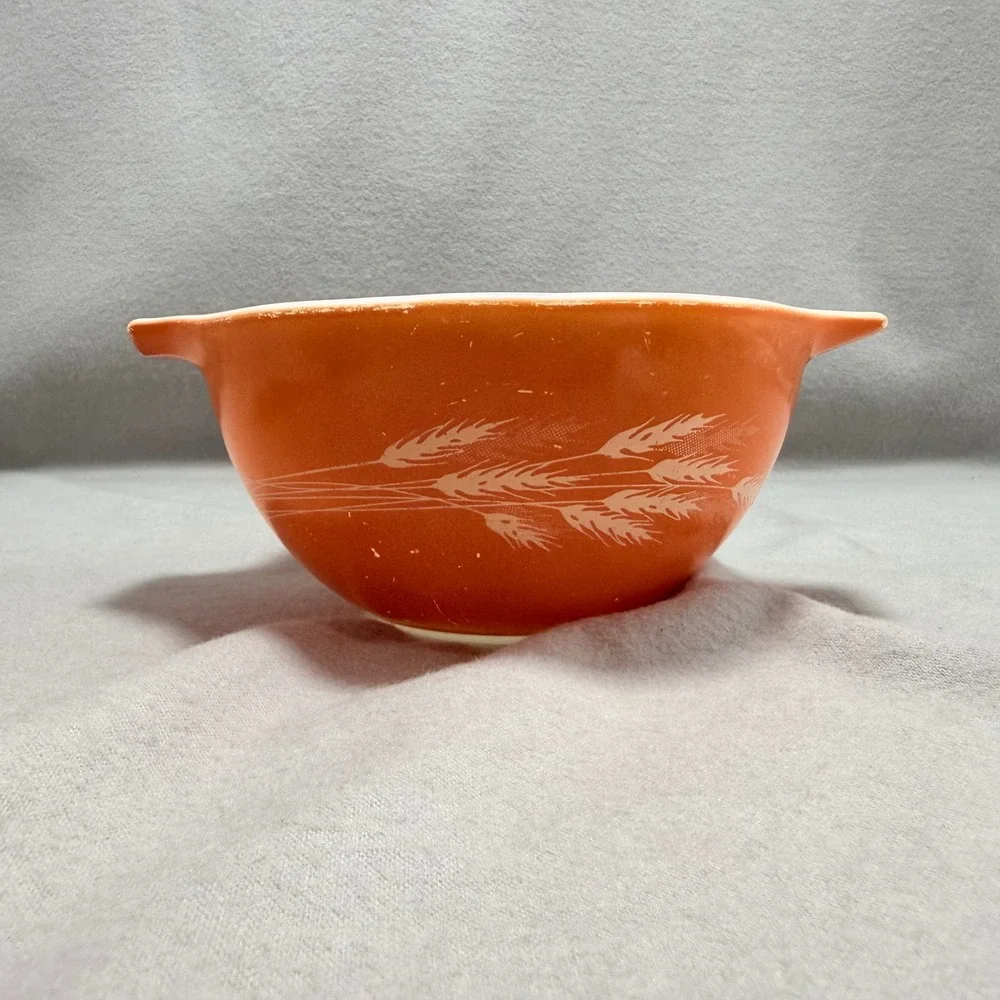 Pyrex Vintage 441 Cinderella Bowl Autumn Wheat Vintage 1.5 Pt Smallest Bowl